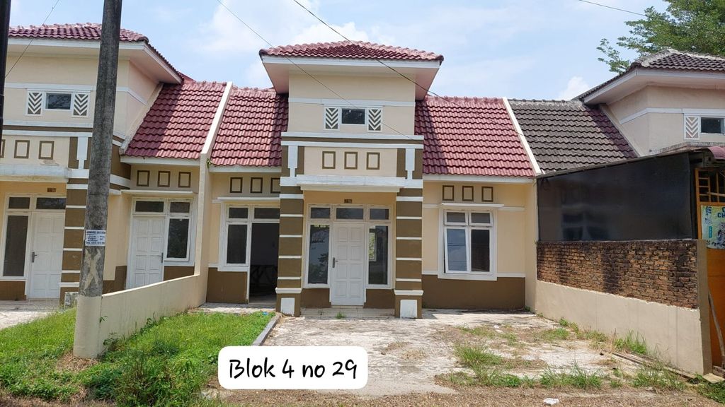 foto tampak rumah tipe RUBY NEW perumahan RIVER VALLEY RESIDENCE