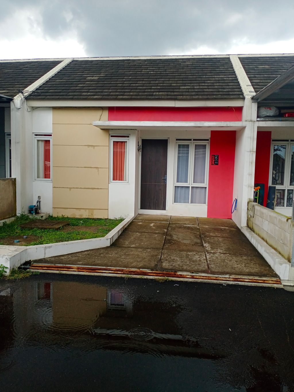 foto tampak rumah tipe 37/72 perumahan GRAND CITRA RESIDENCE