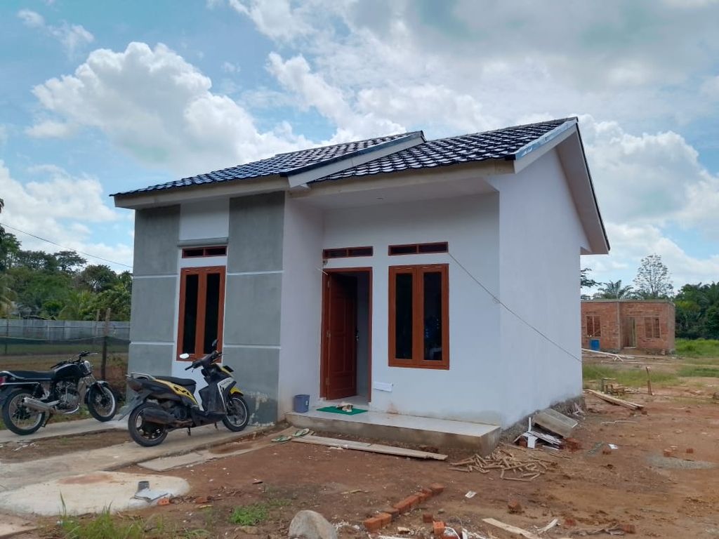 foto tampak rumah tipe 36 perumahan GRAND TULIP