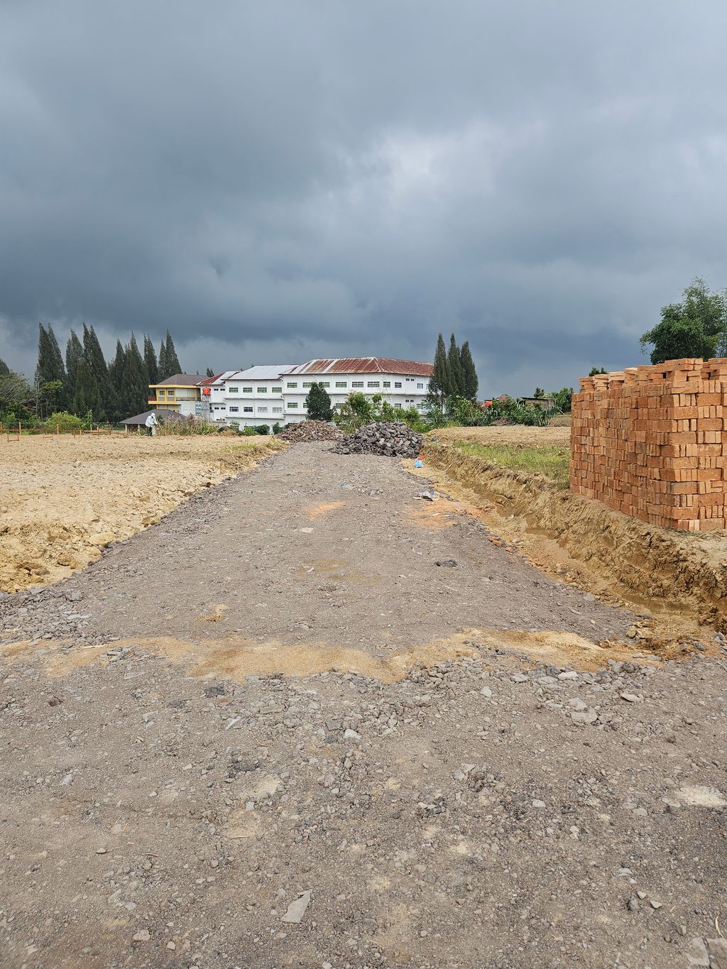 foto posisi tengah perumahan Griya Saribudolok Indah