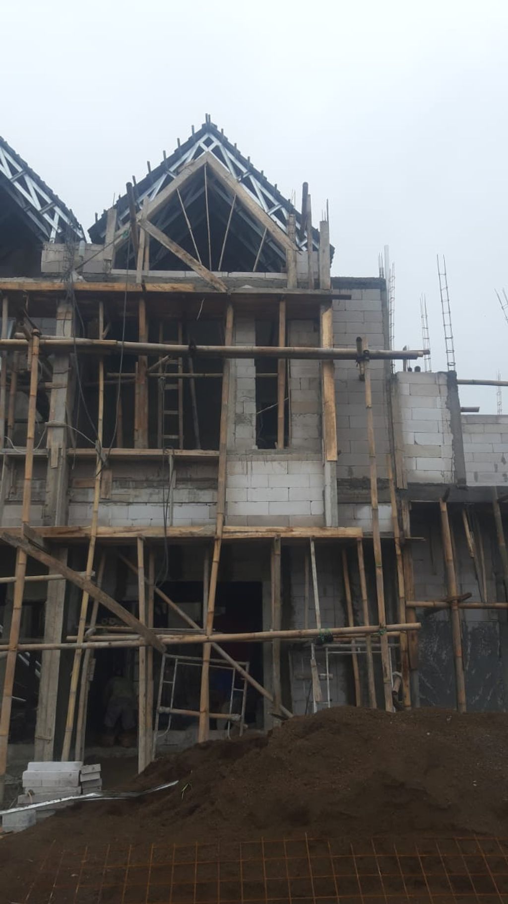 foto tampak rumah tipe Compact Minimalis HC perumahan G-Land Padalarang Estate