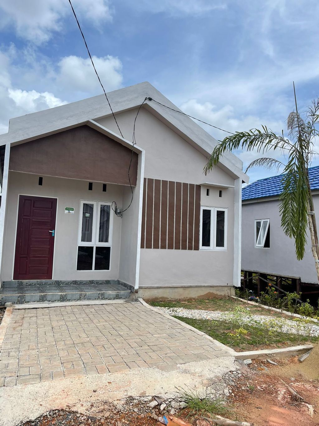 foto tampak rumah tipe 36 perumahan SHALLI MESSI VILLAGE A