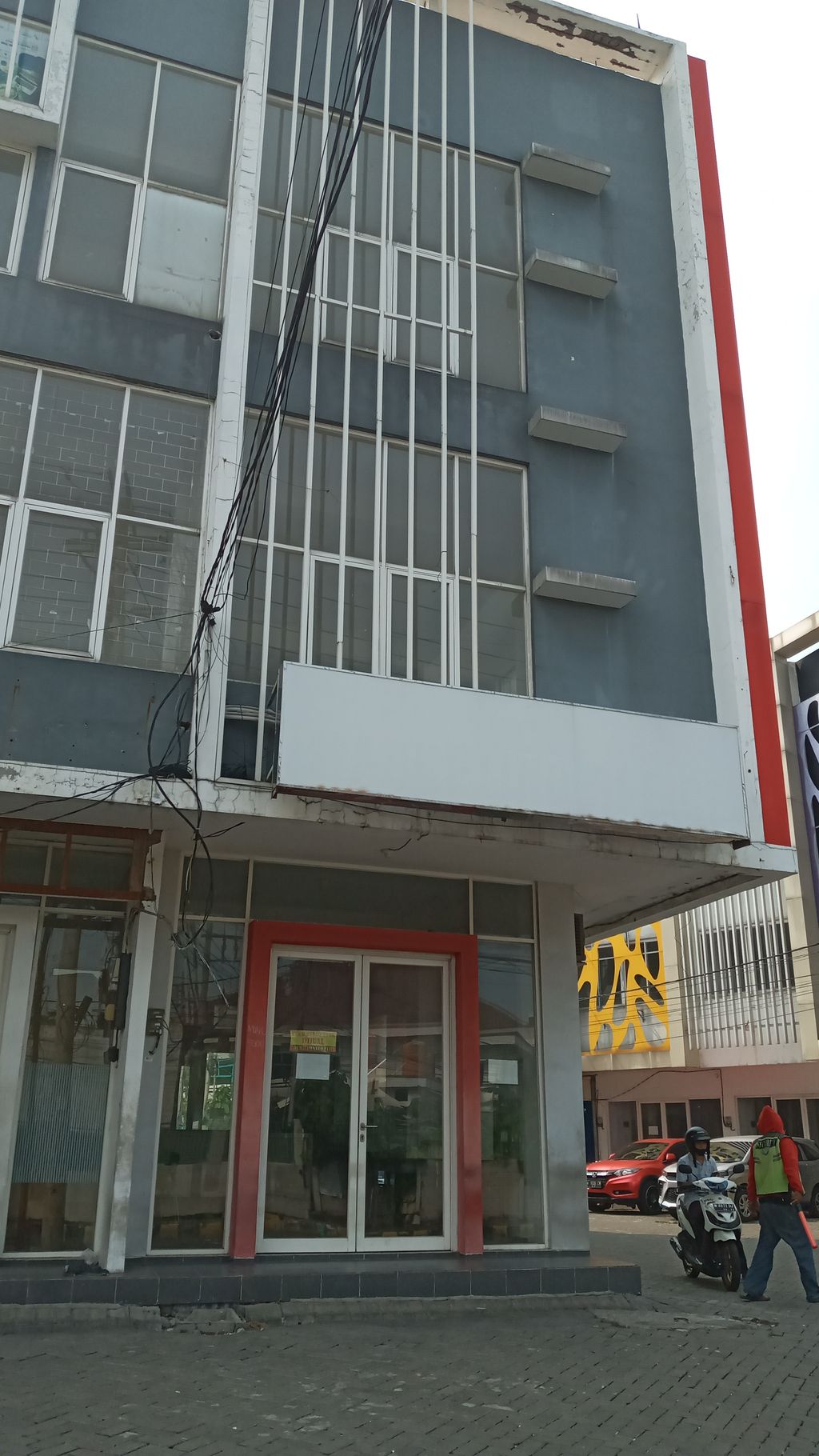 foto contoh rumah perumahan Grand Plaza Gresik