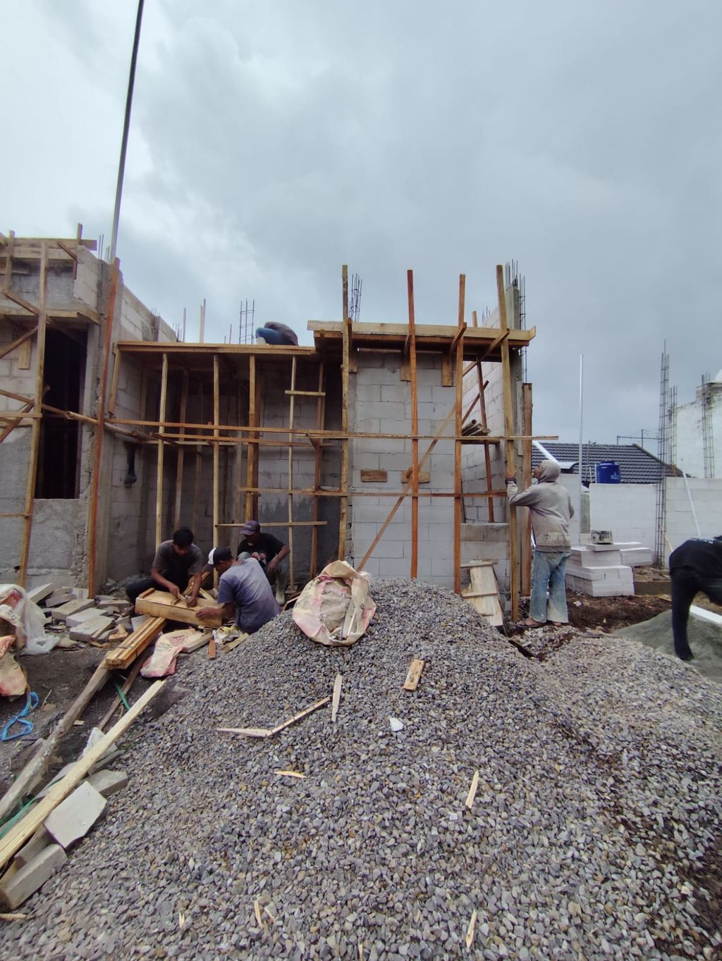 foto tampak rumah tipe Scandinavian Cozy Level 459 perumahan G-Land Padalarang Residence 3