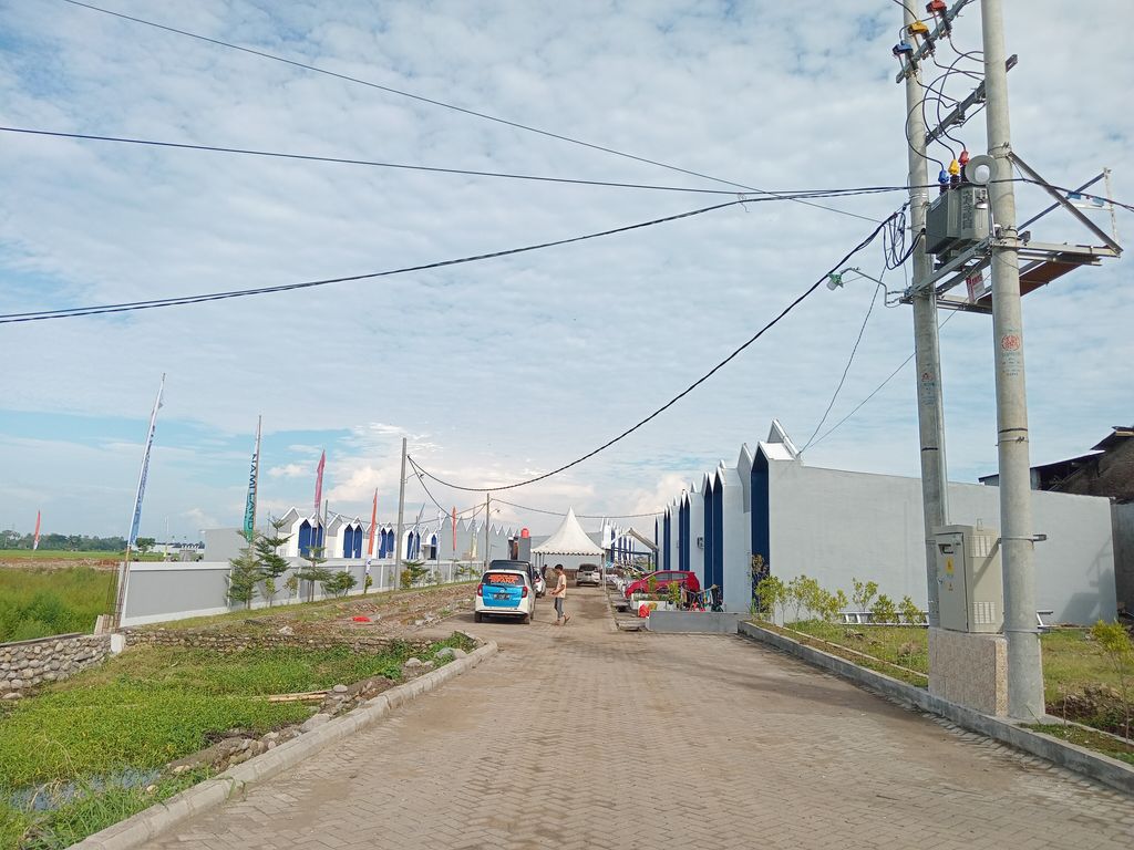foto gerbang perumahan Arrain Residence 2