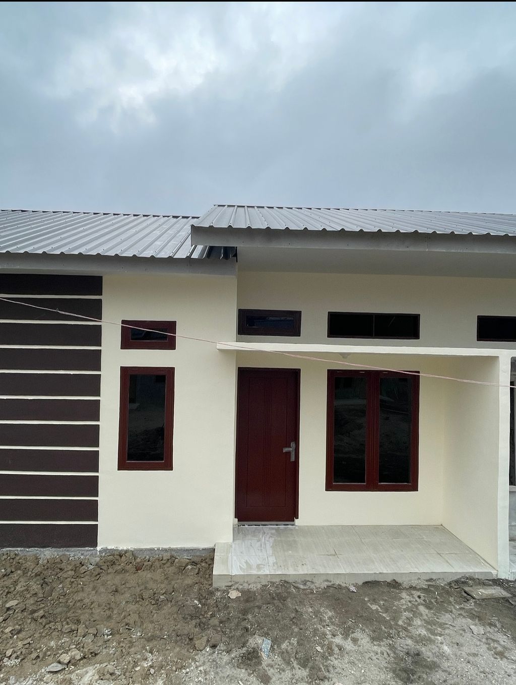 foto tampak rumah tipe 36 perumahan Griya Saribudolok Indah