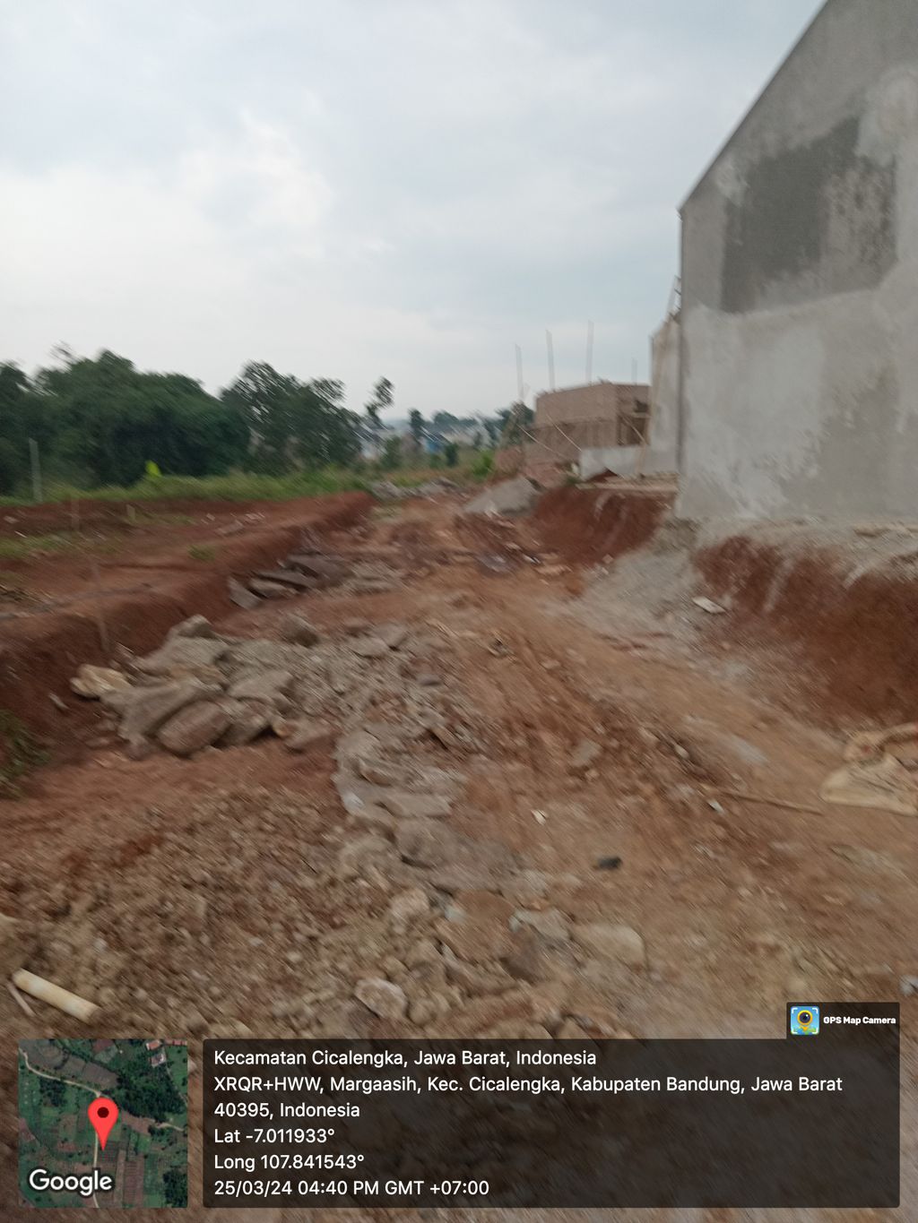 foto posisi tengah perumahan TAMALAND TAHAP 2