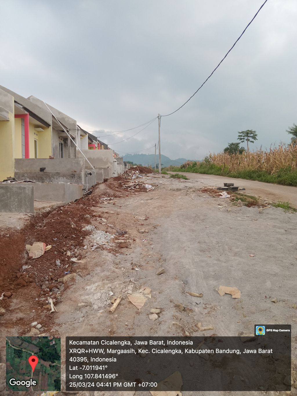 foto gerbang perumahan TAMALAND TAHAP 2