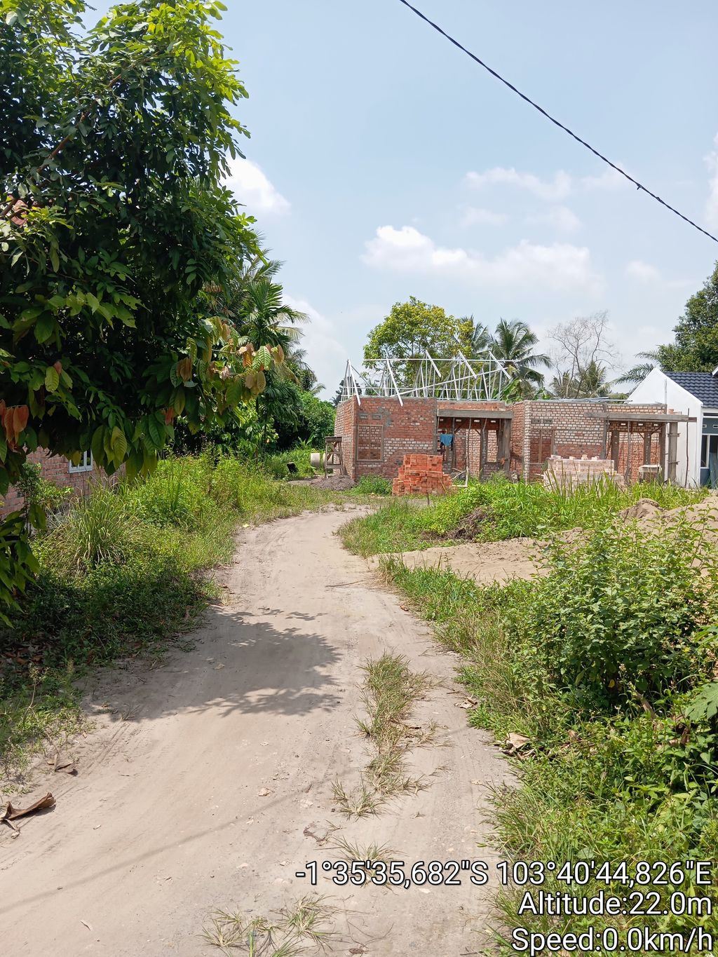 foto gerbang perumahan MARMOUNT LAND