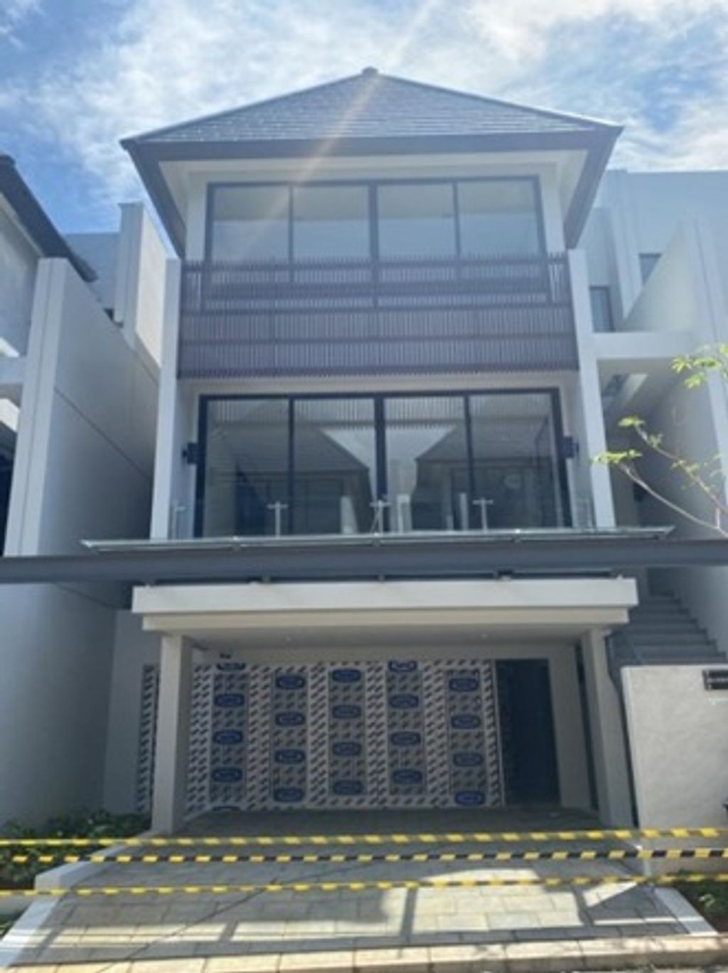 foto tampak rumah tipe Quartz perumahan Serenia Hills