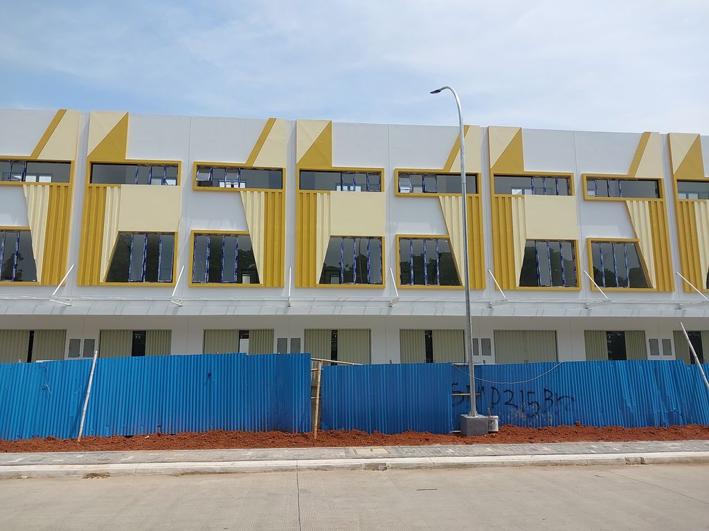 foto contoh rumah perumahan RUKO ANAGATA