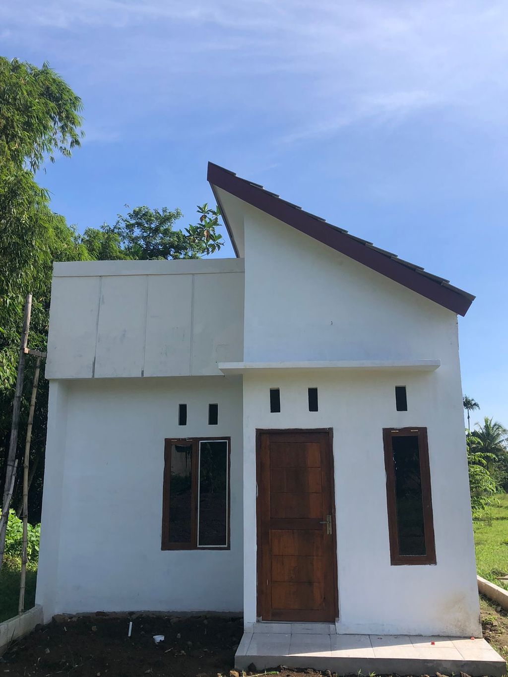 foto tampak rumah tipe 30/60 perumahan GRAHA ROYYAN AJUNG