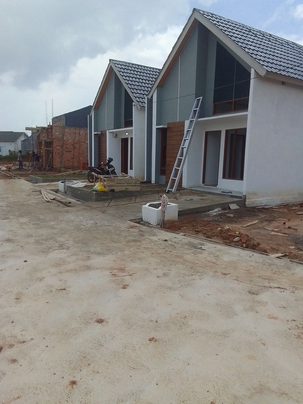 foto posisi tengah perumahan Perumahan DKU Cluster SS Premium