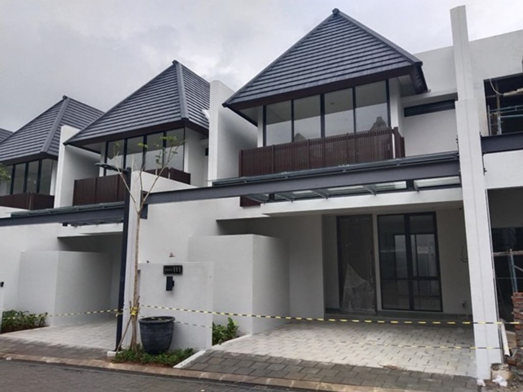 foto tampak rumah tipe Saphire perumahan Serenia Hills