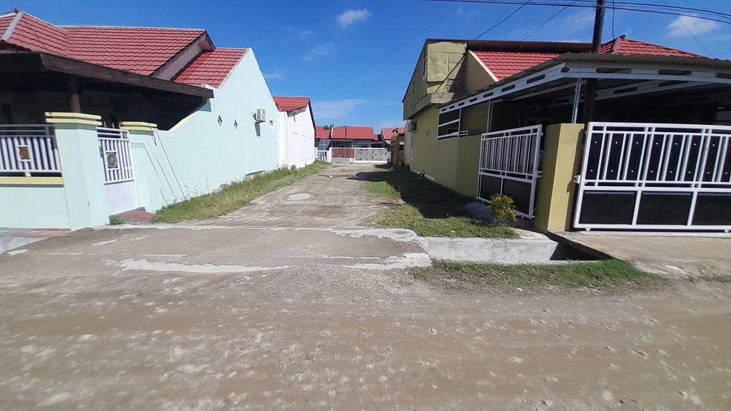 foto posisi tengah perumahan PERUMAHAN GRIYA ELIVAR DAMAI