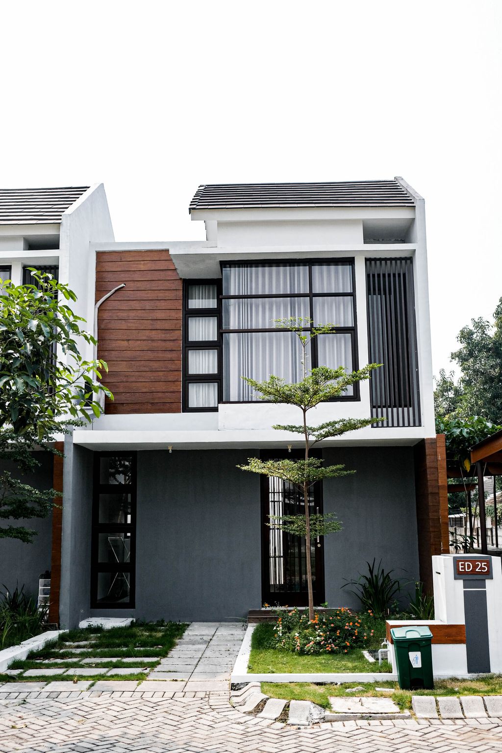 foto tampak rumah tipe 2 BR perumahan Perumahan Shoji Land