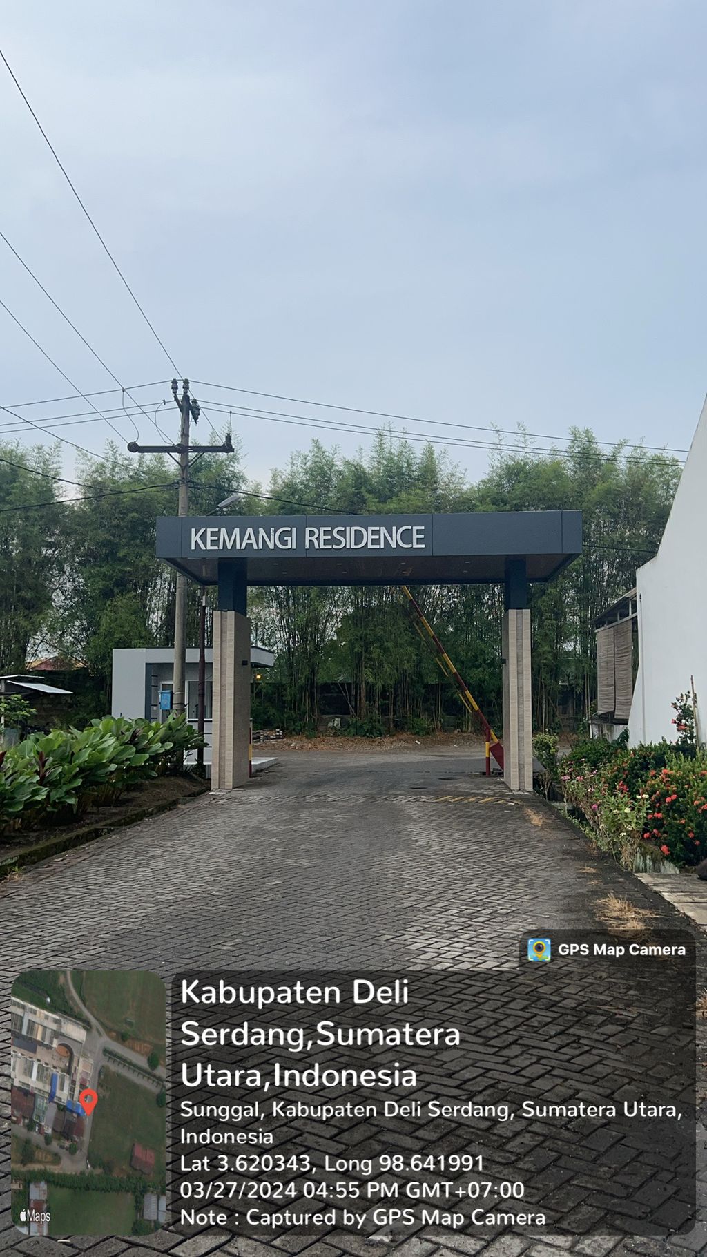 foto gerbang perumahan Perumahan Kemangi Residence
