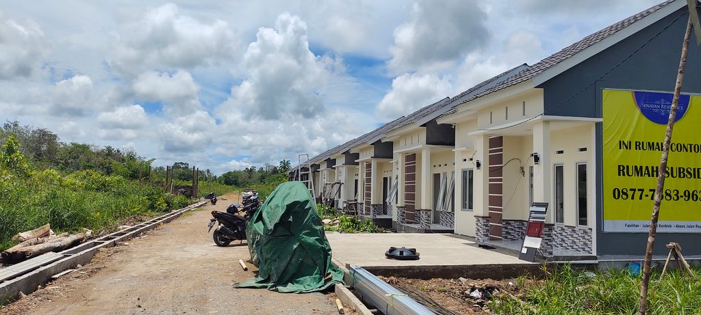 foto posisi tengah perumahan SENAYAN RESIDENCE 2