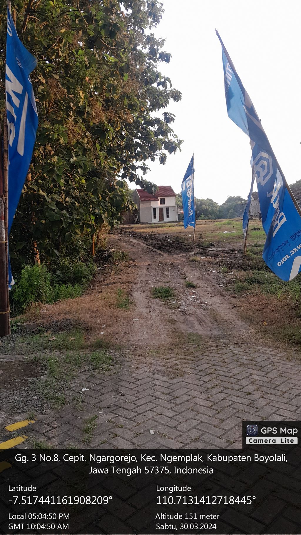 foto gerbang perumahan GRIYA CENGKLIK PERMAI