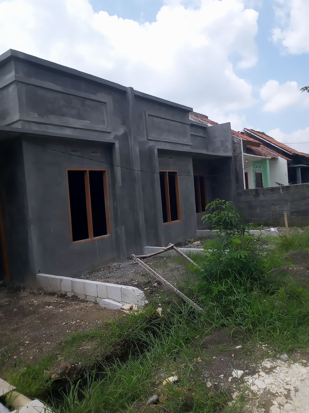 foto tampak rumah tipe 30 perumahan GRAHA TANJUNG MULYA