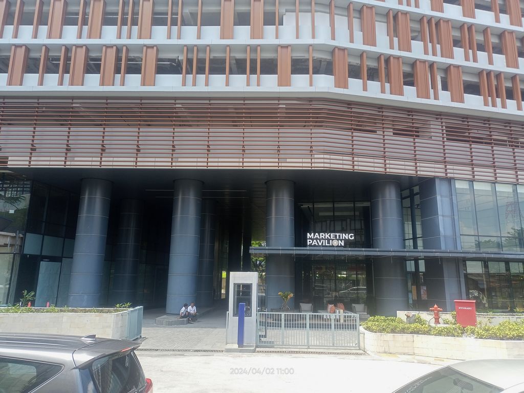 foto gerbang perumahan Apartemen Celadon
