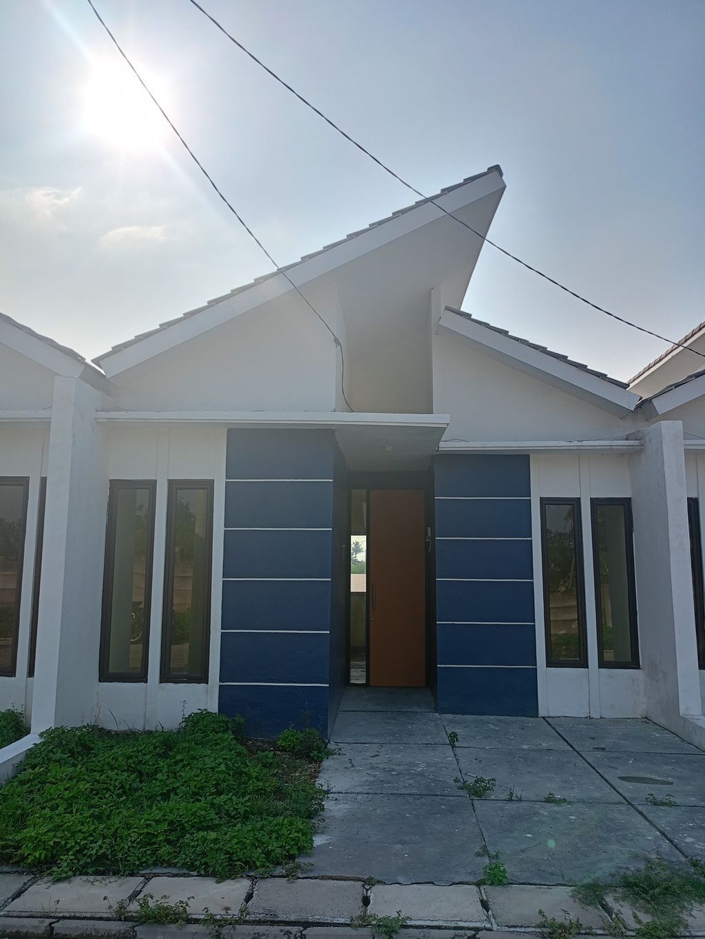 foto tampak rumah tipe EMERALD perumahan ARCADIA SOETTA SEPATAN