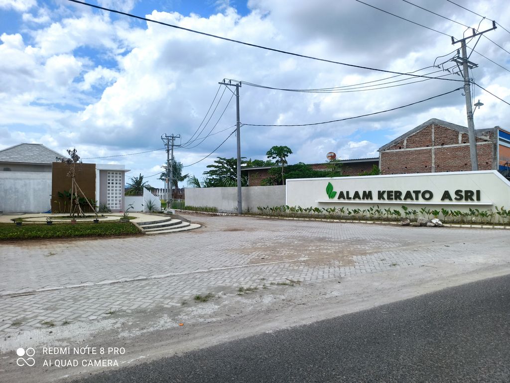 foto gerbang perumahan ALAM KERATO ASRI II