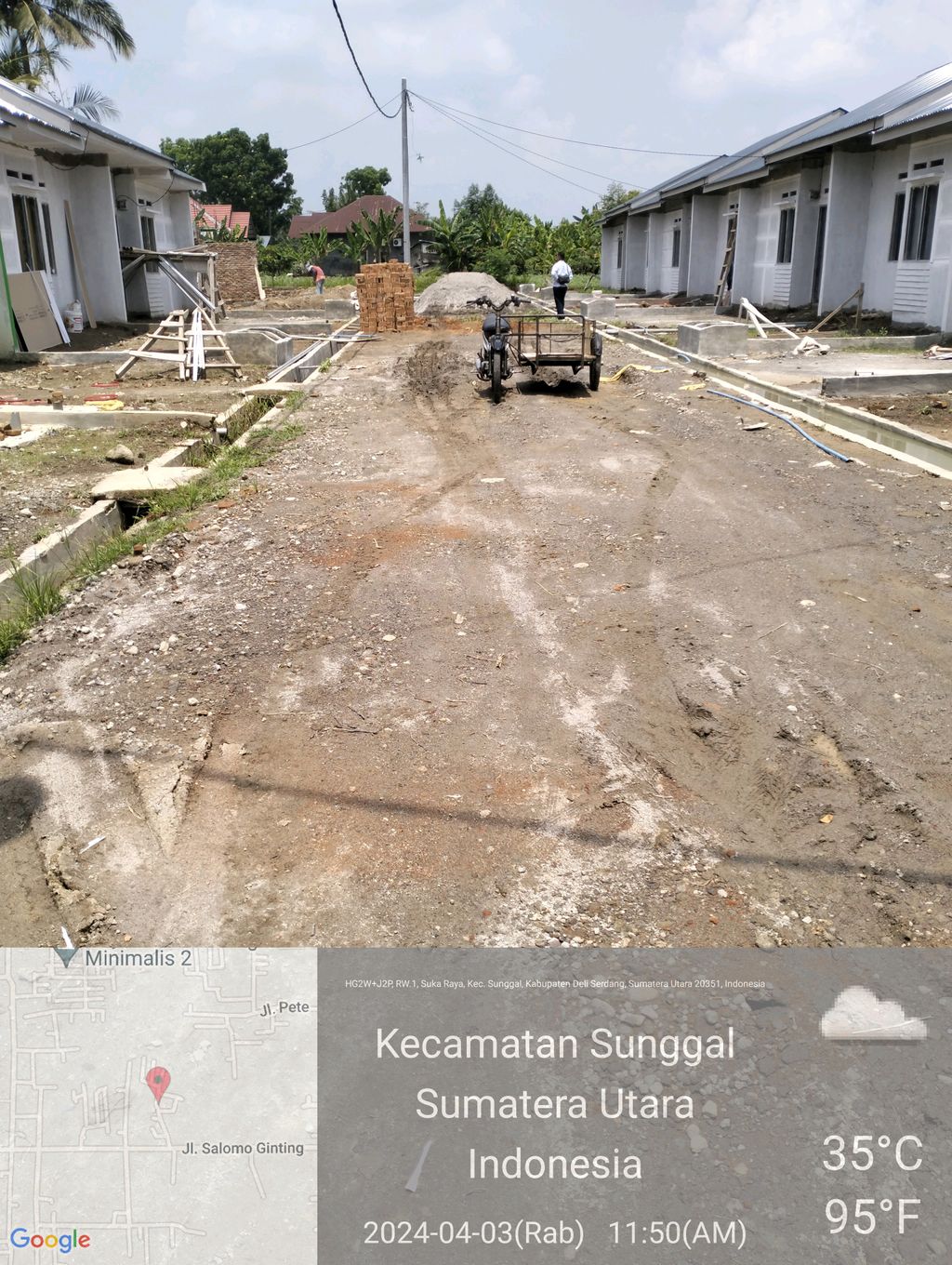 foto posisi tengah perumahan Griya Sirsak Mencirim 1 Tahap III