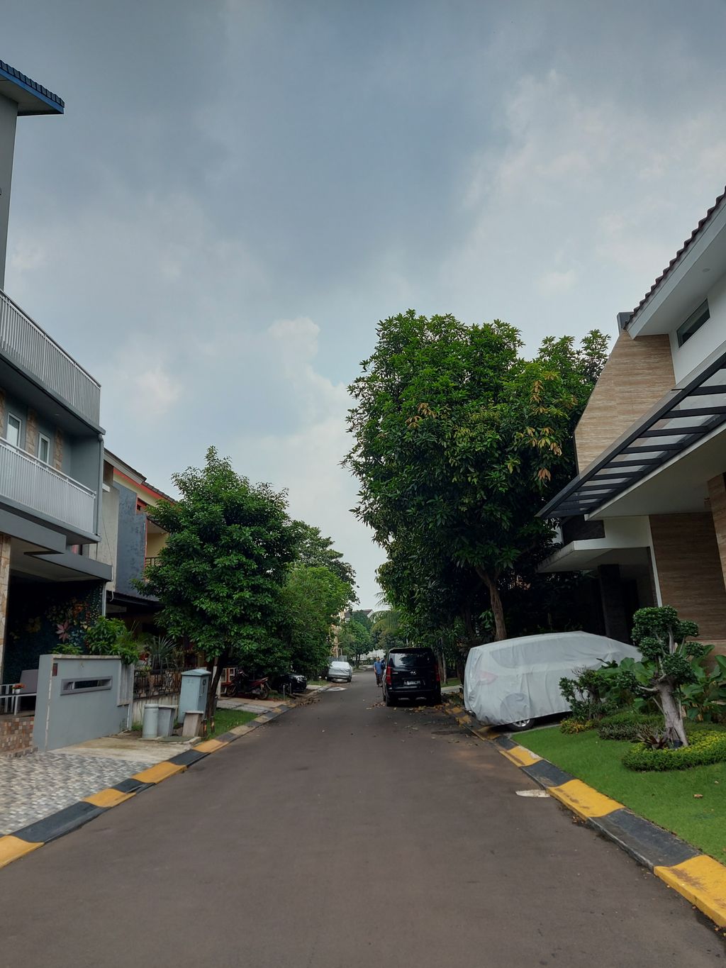 foto posisi tengah perumahan GRAHA RAYA MELIA GARDEN