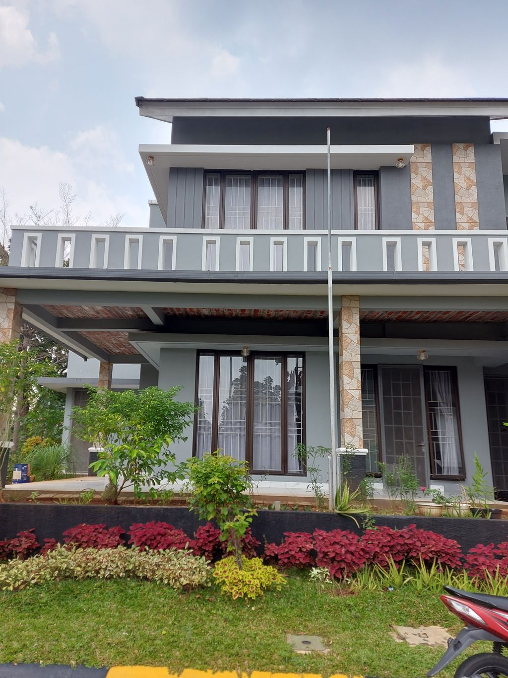 foto contoh rumah perumahan GRAHA RAYA MELIA GARDEN