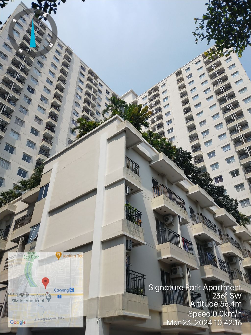 foto posisi tengah perumahan Signature Park Apartment