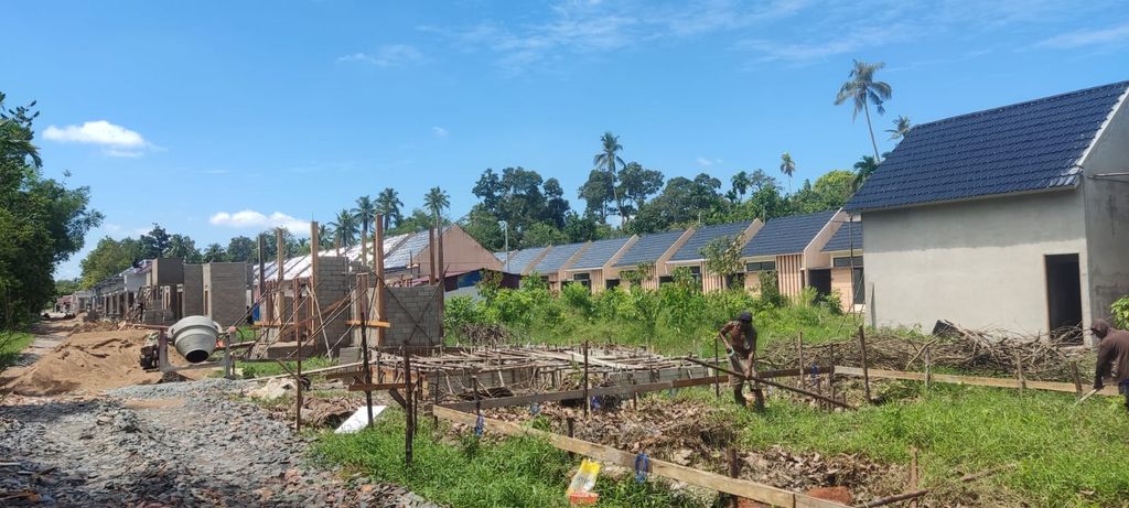 foto posisi tengah perumahan PERMATA DANLY 2