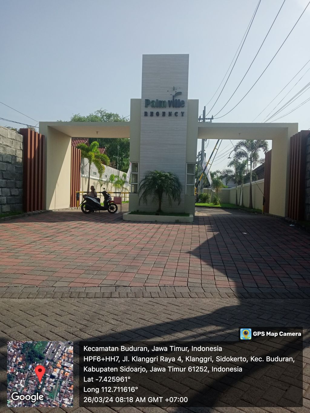 foto gerbang perumahan PALM VILLE REGENCY