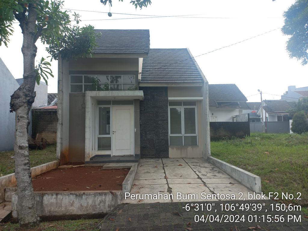 foto tampak rumah tipe Gardenia 12 perumahan BUMI SENTOSA 2