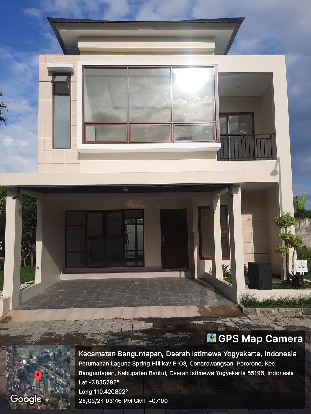 foto tampak rumah tipe Orchid perumahan Laguna Spring Hill 2