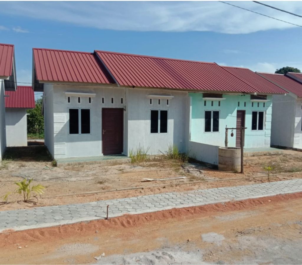 foto tampak rumah tipe RSH 36/91 perumahan PERUM KENANGAN JAYA 10