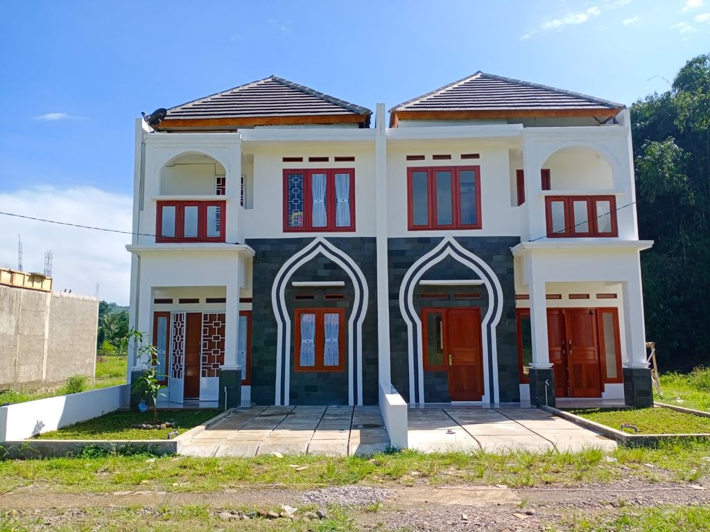 foto tampak rumah tipe 40 perumahan Tasnim Riverside