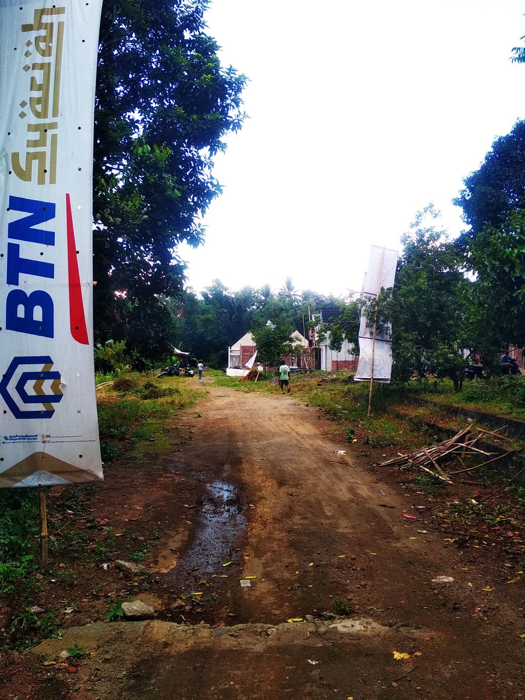 foto gerbang perumahan Singgasana Kotaraja