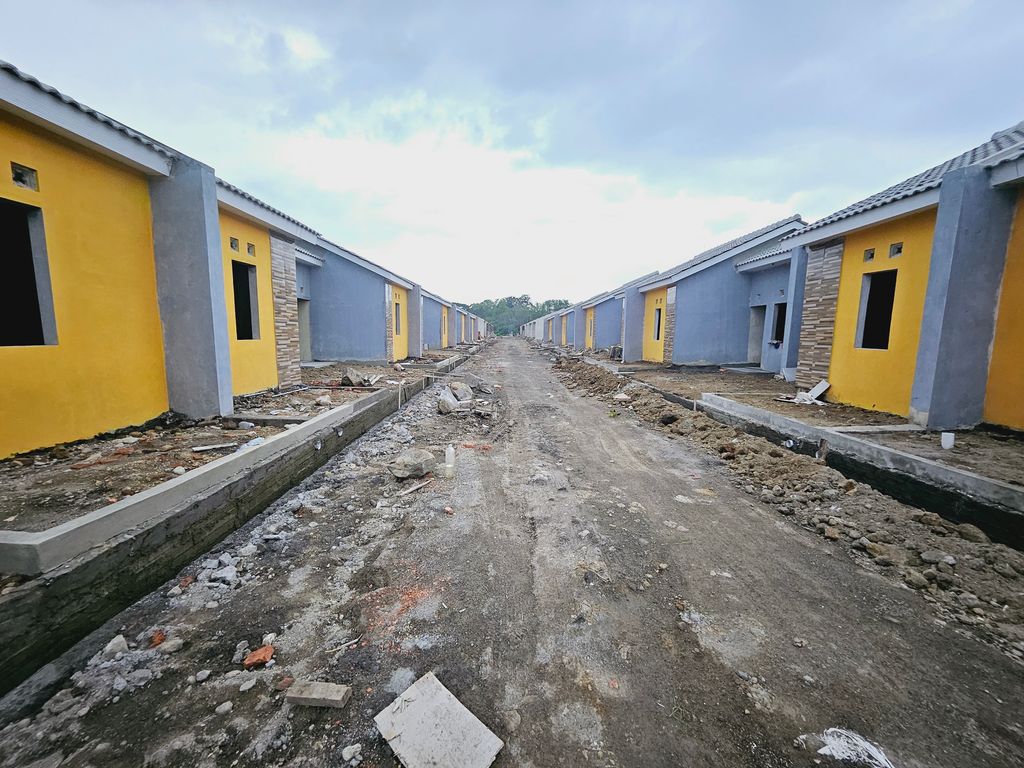 foto posisi tengah perumahan HOME PARANGJORO