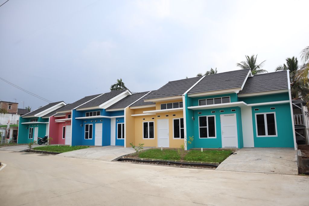 foto tampak rumah tipe PALEM perumahan PESONA PRIMA 7 RAJAMANDALA