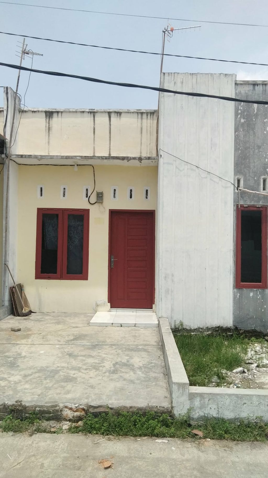 foto contoh rumah perumahan PESONA INDAH RESIDENCE II