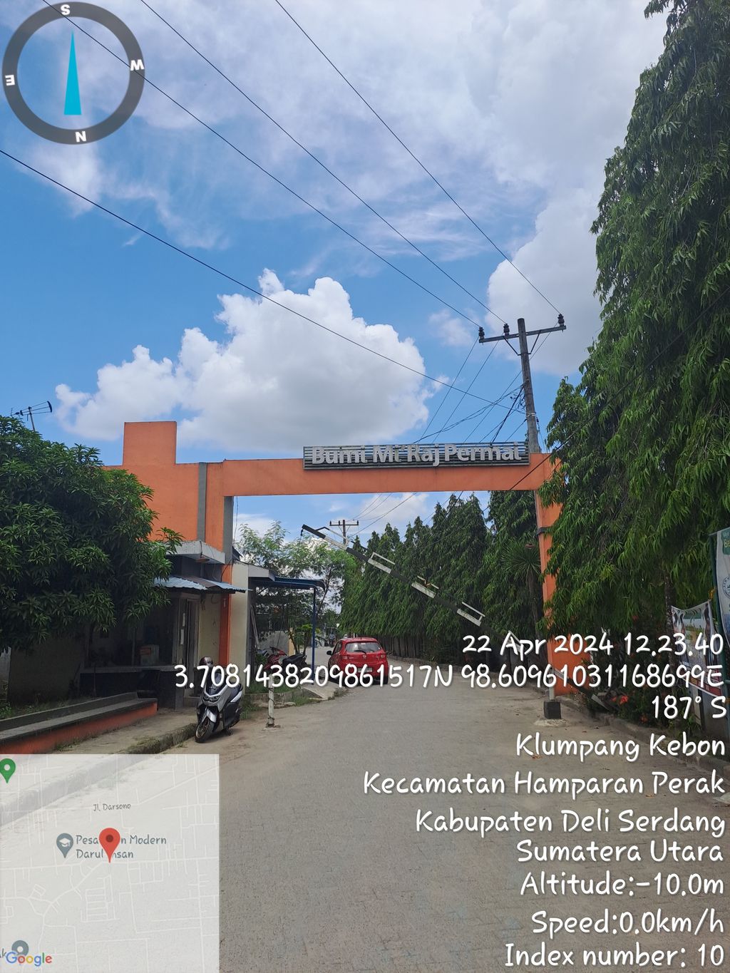 foto gerbang perumahan BUMI MIRAJ PERMAI CC 1