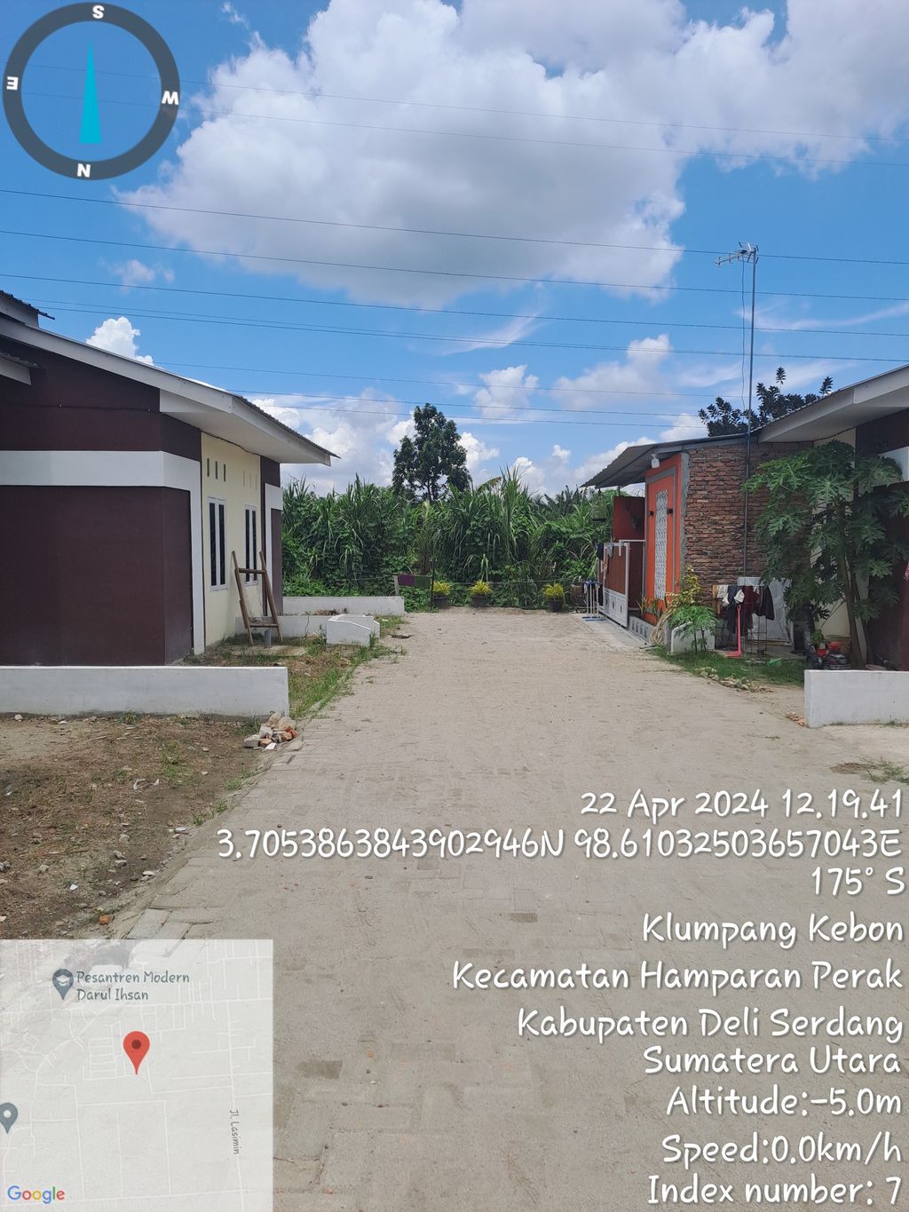 foto posisi tengah perumahan BUMI MIRAJ PERMAI CC 1