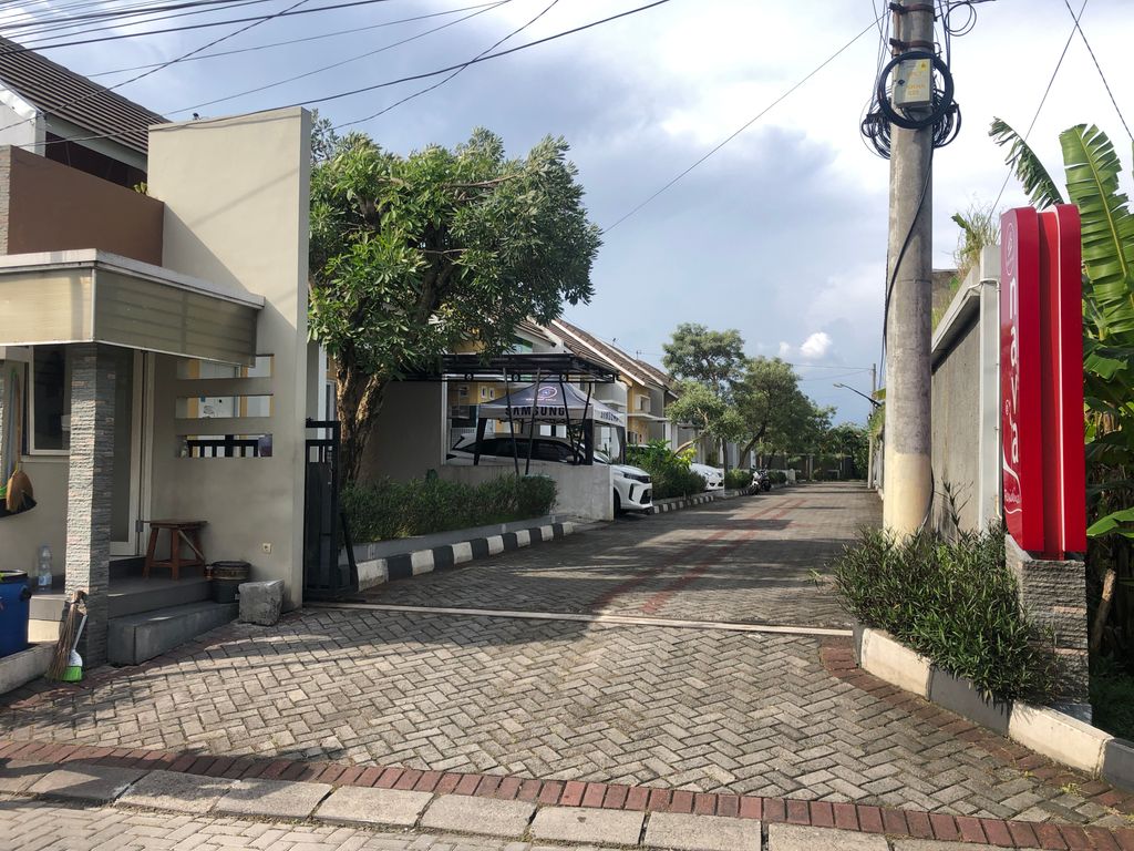 foto gerbang perumahan Klaster Nava Residence