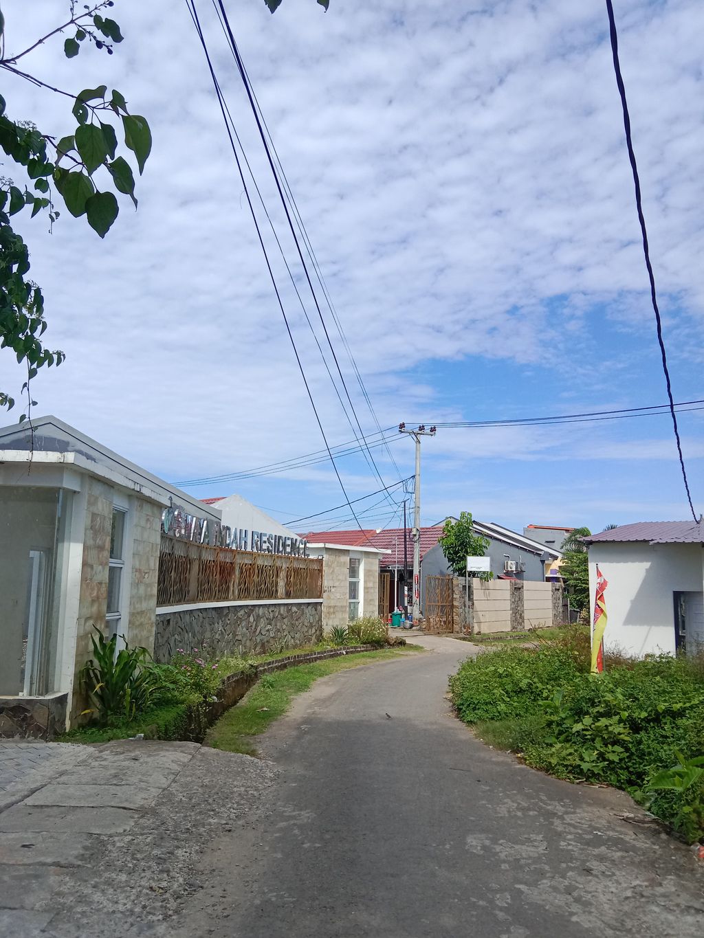 foto gerbang perumahan Semaya indah residence
