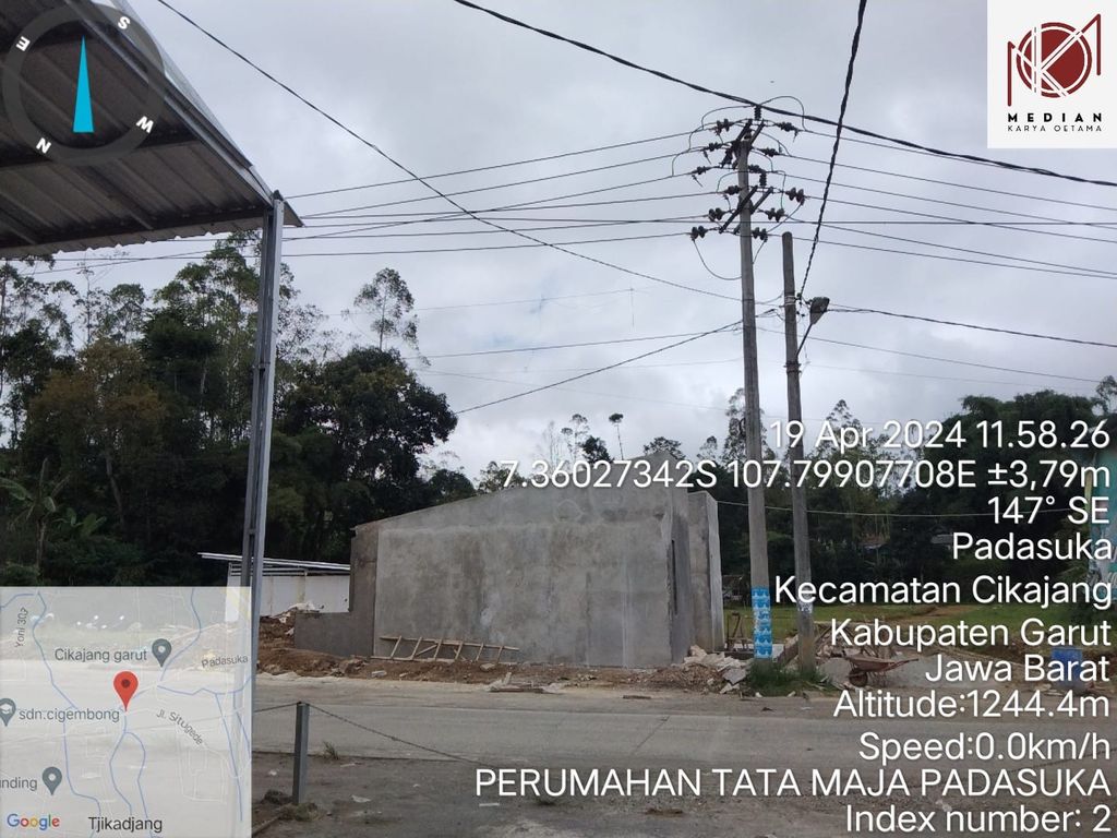 foto gerbang perumahan Tata Maja Padasuka