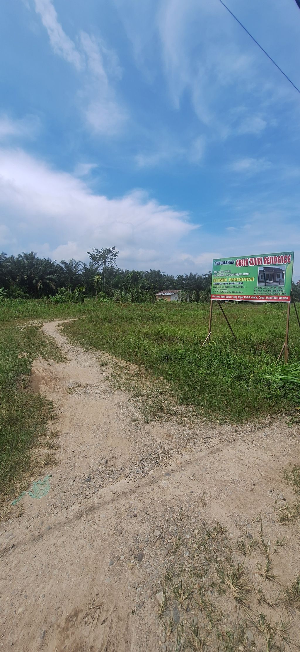 foto gerbang perumahan GREEN ZUHRI RESIDENCE