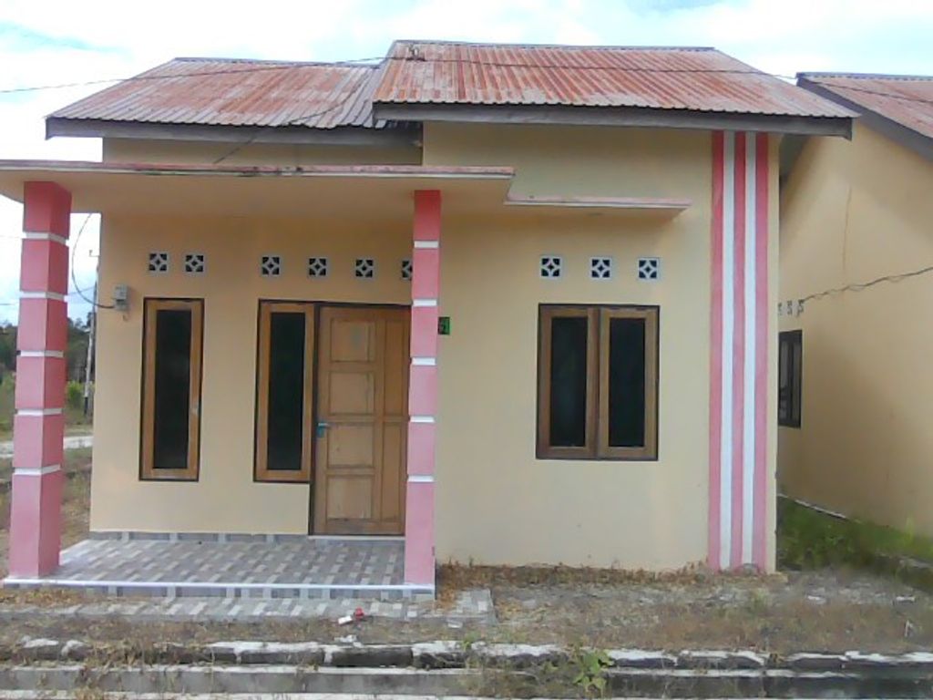 foto tampak rumah tipe 36 perumahan GRAND LONG SAND