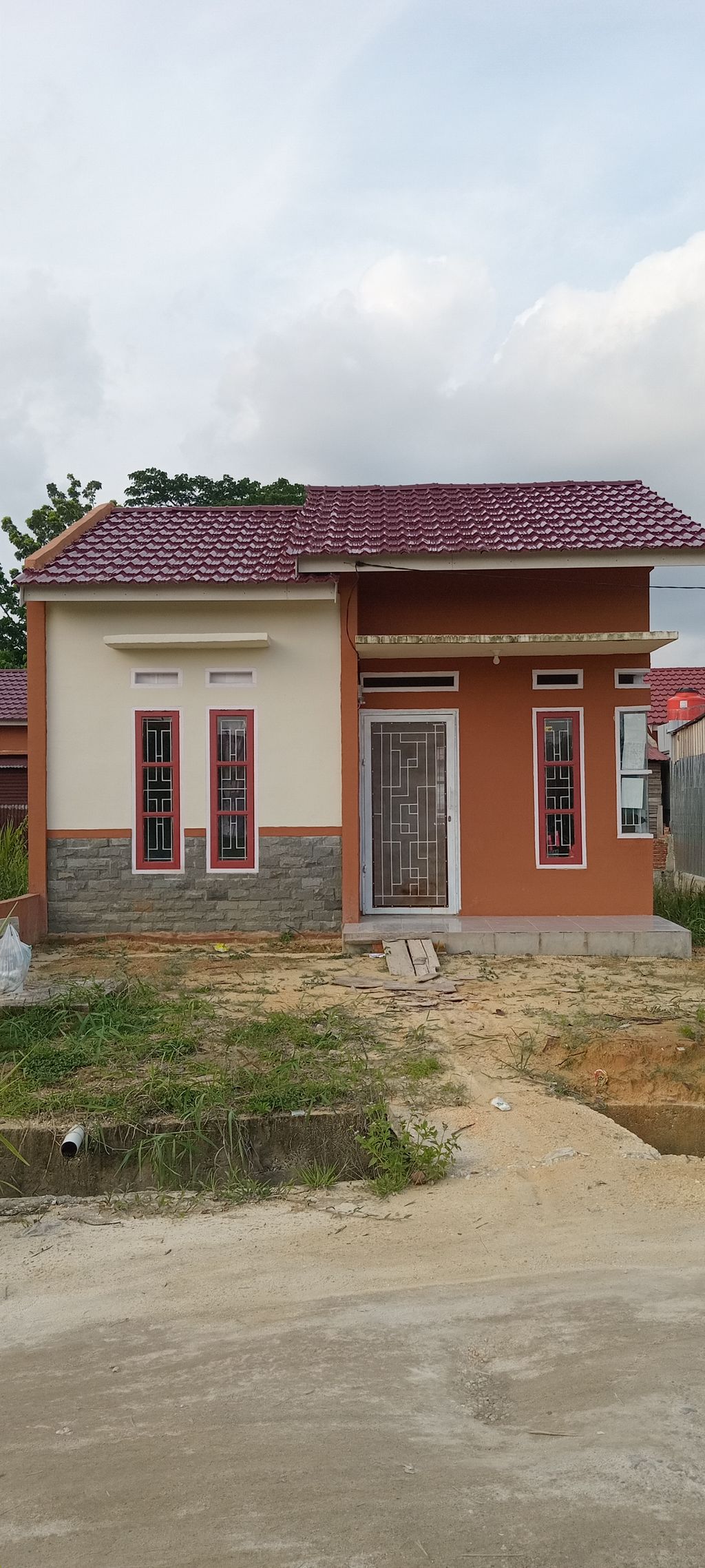 foto contoh rumah perumahan MAHKOTA RIAU TAHAP IV
