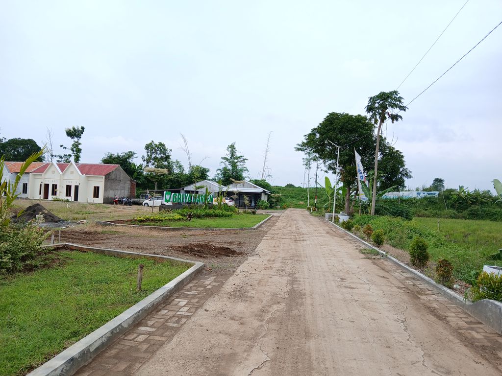 foto gerbang perumahan Griya Garden Botomulyo